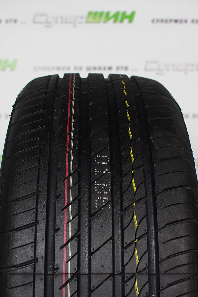 Roadmarch L-Zeal 56 235/35 R20 92W XL