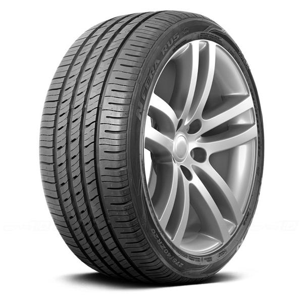 Roadstone N'Fera RU5 235/60 R18 107V