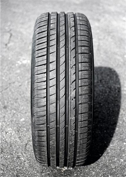 JINYU YU63 205/55 R16 94W Runflat