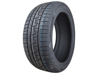 Royal Black Royal Winter UHP 235/50 R19 103V