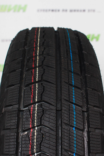 Roadmarch Snowrover 868 215/55 R16 97H XL