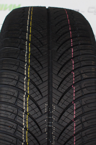 Roadmarch Prime A/S 215/65 R17 99T